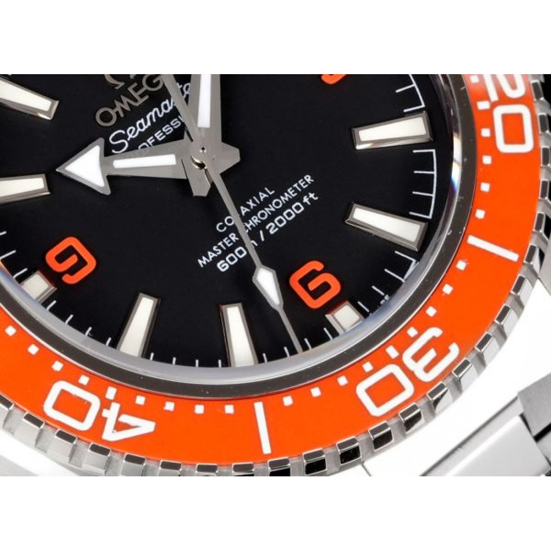 OMEGA オメガ コピー 腕時計 シーマスター メタルブレスレット 高精度クォーツ 防水仕様 スポーツデザイン 人気急上昇 売れ筋 メンズ