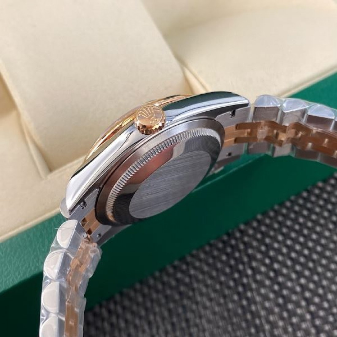 人気モデル 2026新作 高級感 モダン ロレックス スーパーコピー ROLEX 時計