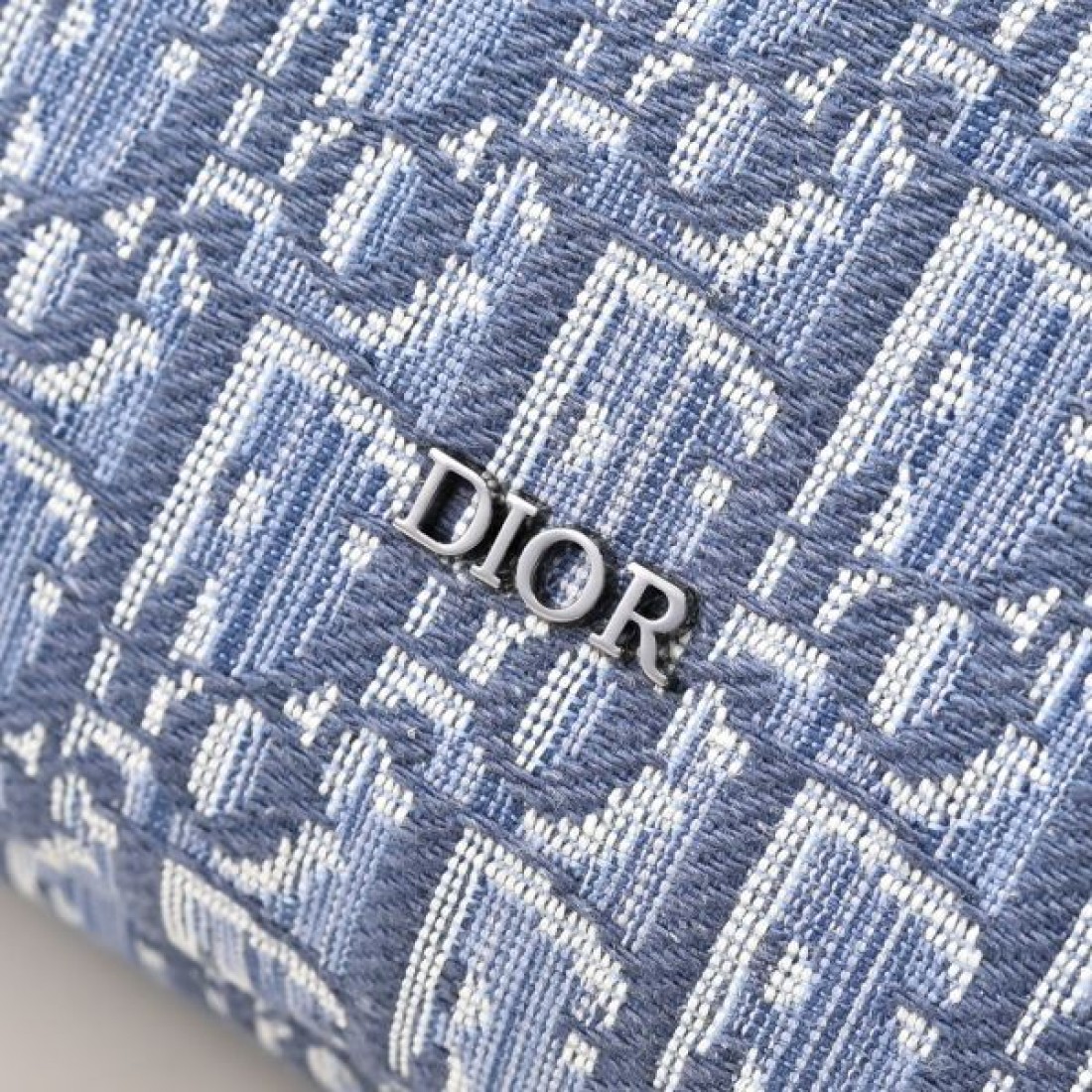 モード 上品 Dior ディオール コピー クロスボディバッグ オブリークキャンバス ミニショルダーバッグ スリムシルエット 調節可能ストラップ 軽量 快適フィット