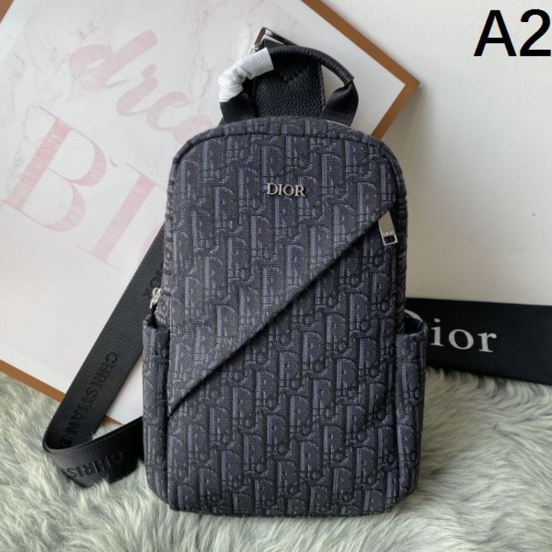 高級感 モダン 機能的 大容量 男女兼用 ディオール DIOR コピー ボディバッグ