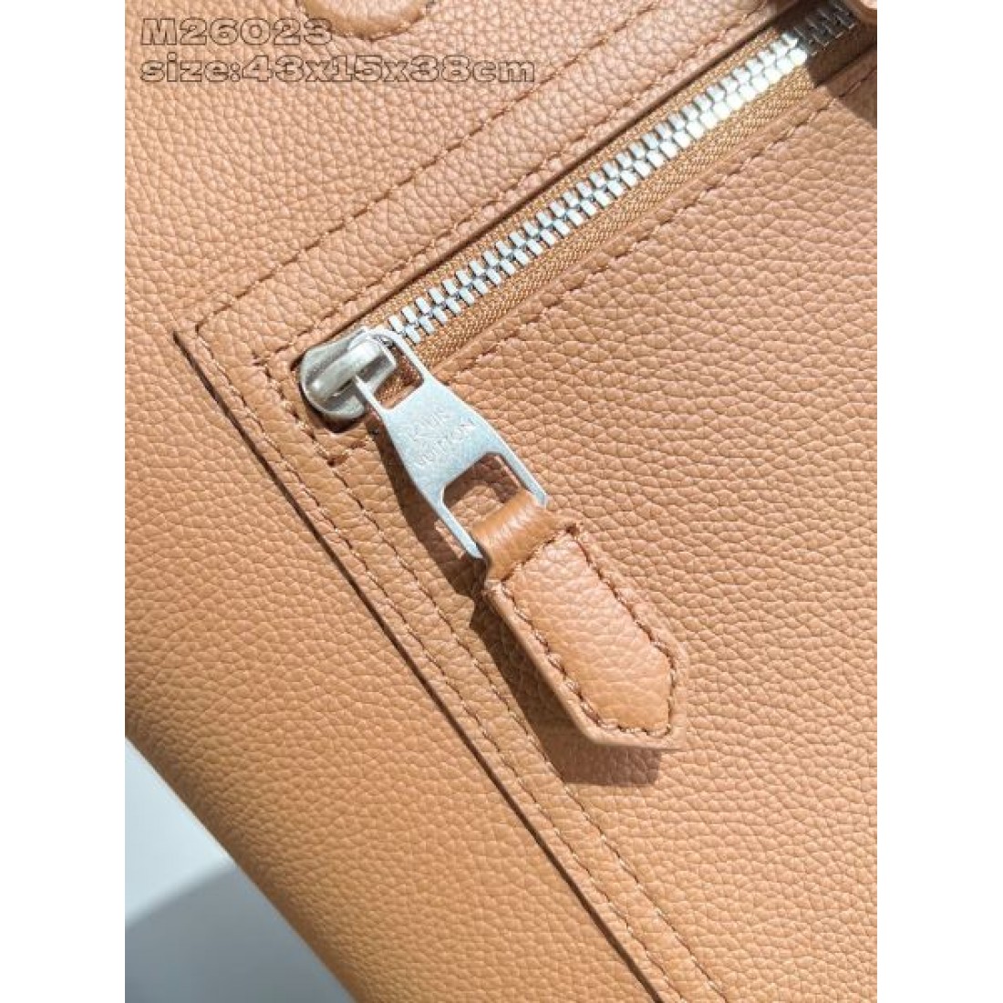 高級感 大容量 ルイヴィトン LOUIS VUITTON コピー バックパック 軽量 収納力抜群