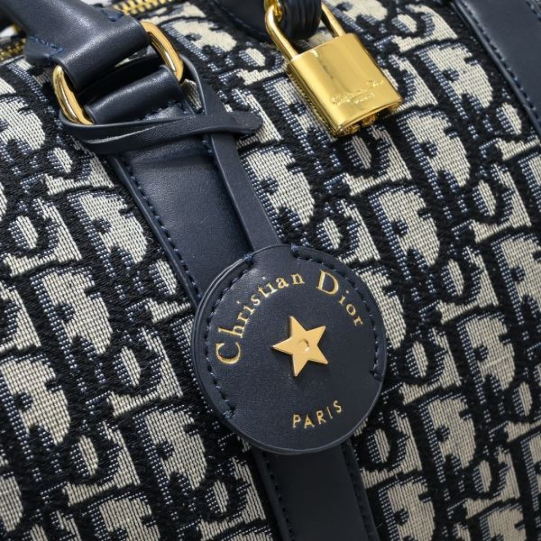  高級感 スタイリッシュ DIOR ディオール コピー トートバッグ 大容量 実用的