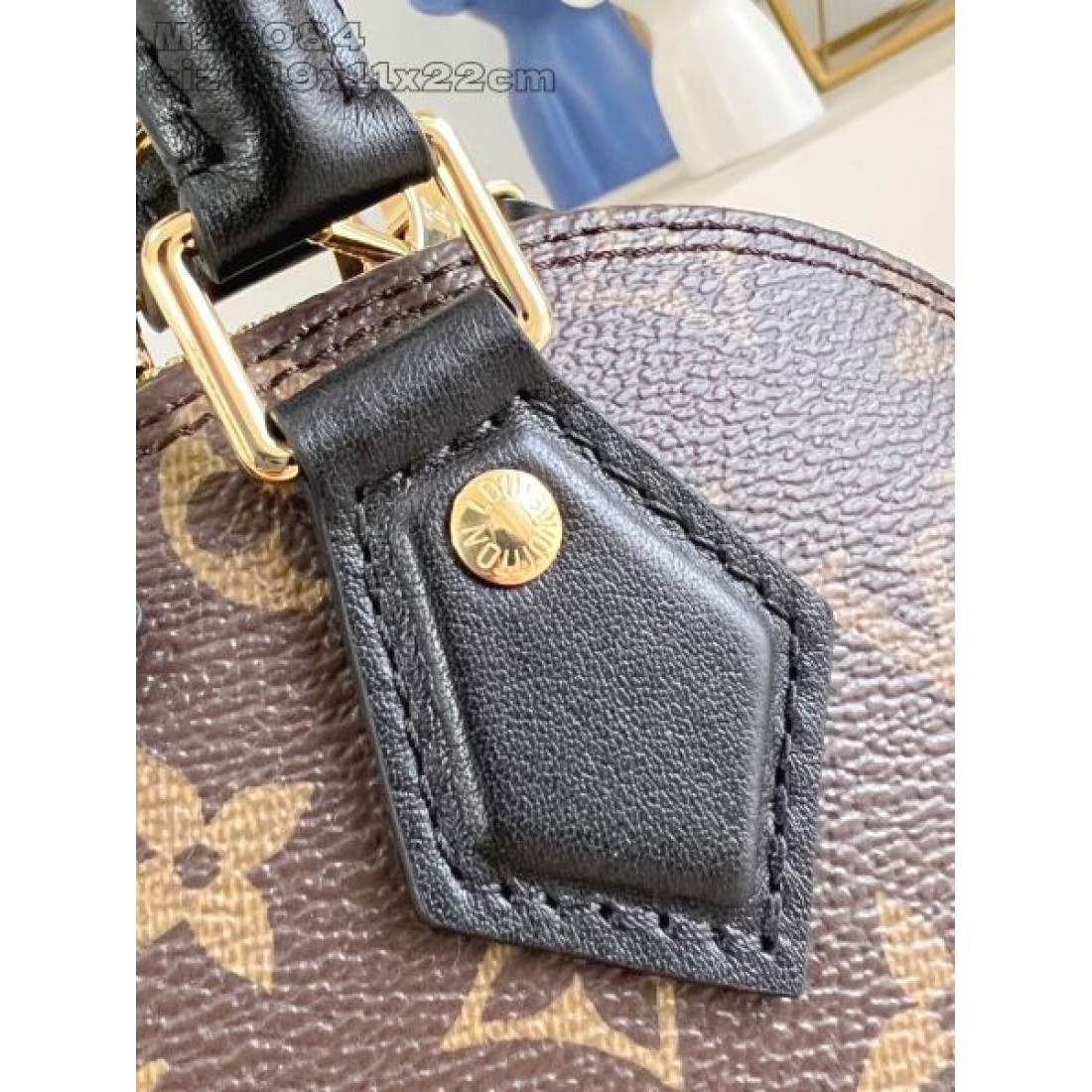 シンプル 高級感 ルイヴィトン LOUIS VUITTON コピー トートバッグ 収納力抜群 おしゃれ