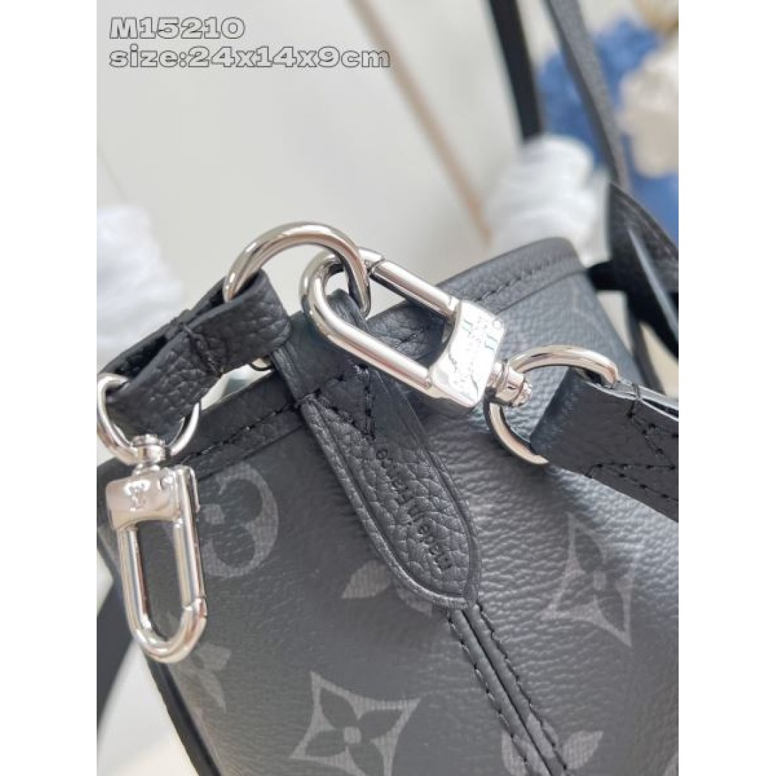 モード 高級感 Louis Vuitton ルイヴィトン コピー トートバッグ モノグラムエクリプス ミニトート 2WAYショルダー レザー素材 シルバー金具 大容量 コンパクト設計
