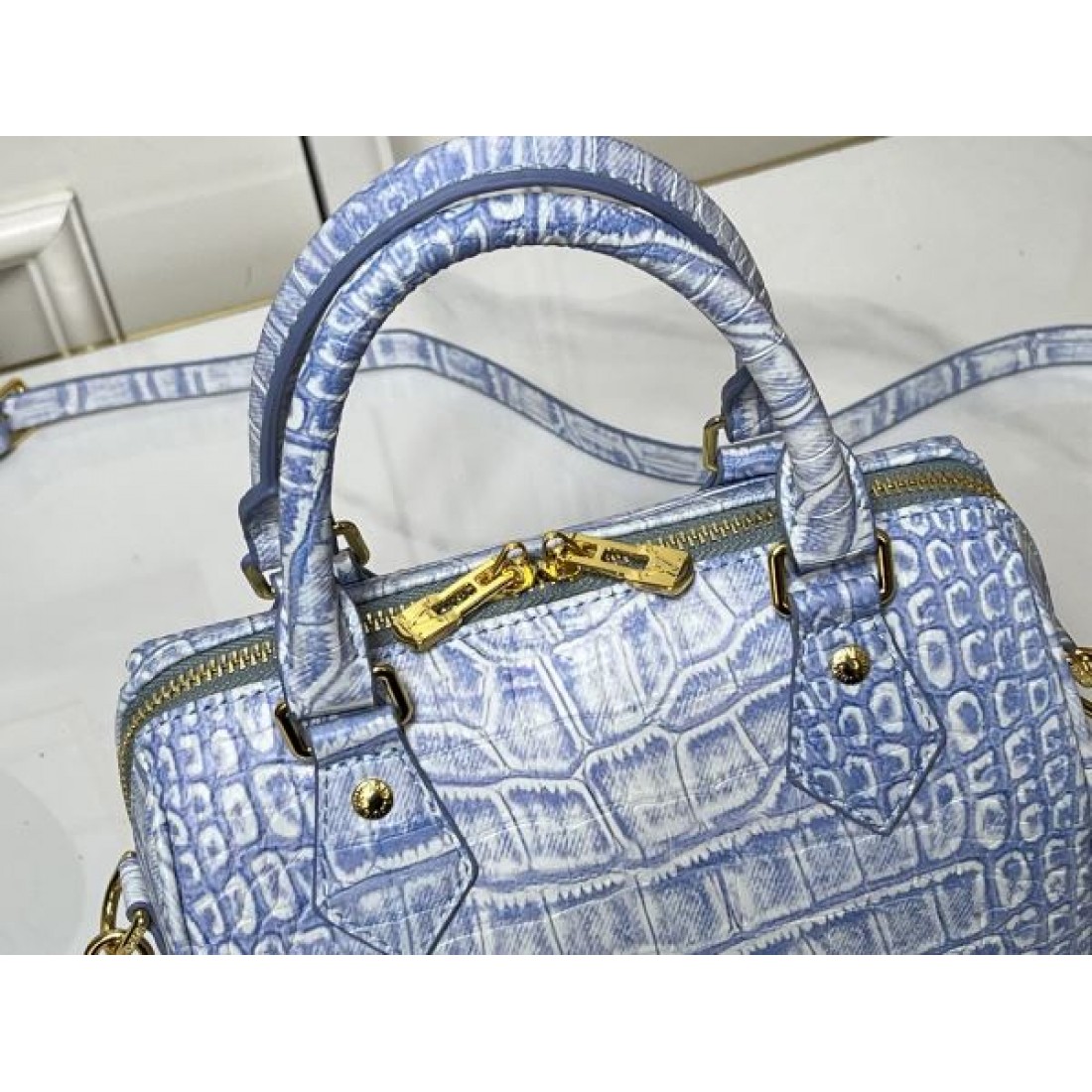 売れ筋 LOUIS VUITTON ルイヴィトン コピー トートバッグ モダン 上質 丈夫