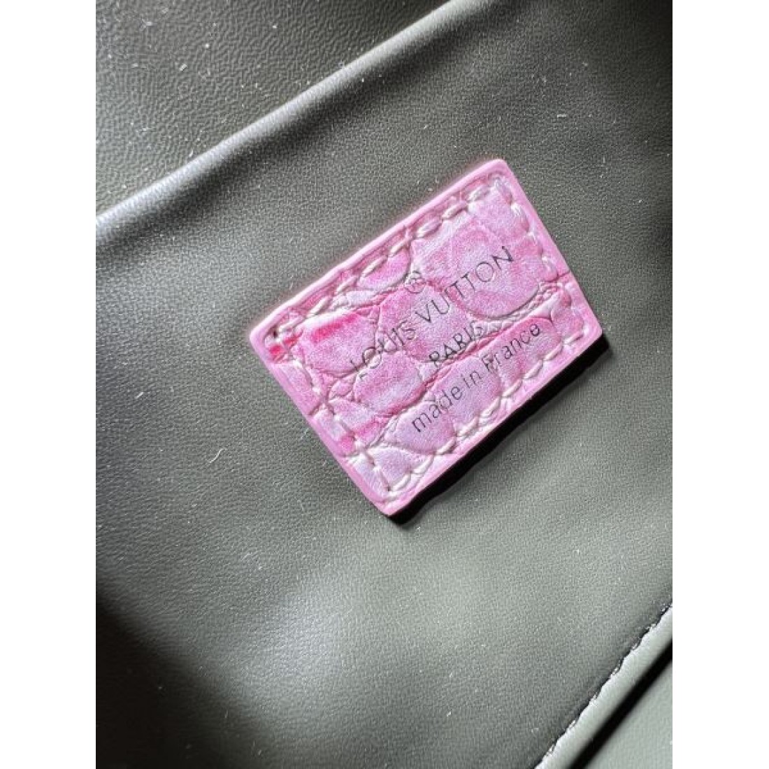 おすすめ LOUIS VUITTON ルイヴィトン コピー トートバッグ 人気 定番 多機能