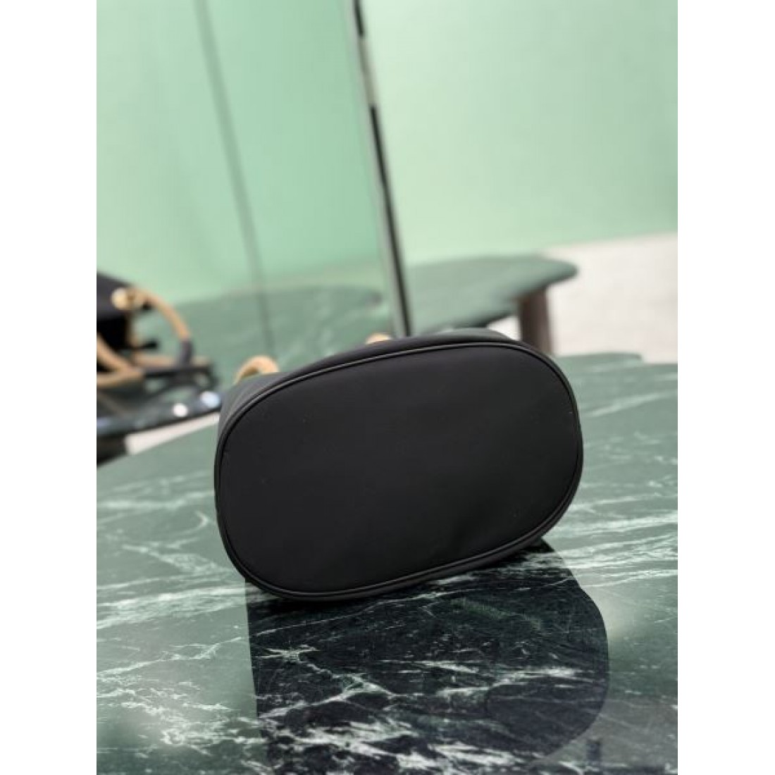 数量限定 PRADA プラダ コピー トートバッグ 軽やか 洗練 高品質