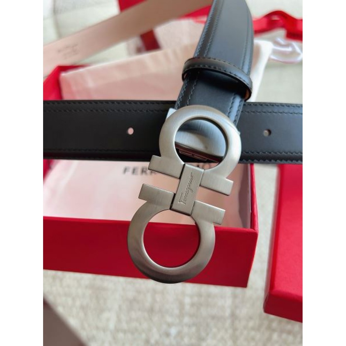 爆売れ Ferragamo フェラガモ コピー ベルト マットメタルバックル シンプルライン