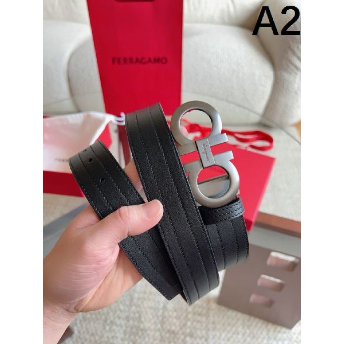 ダブルガンチーニ調バックル ラインデザイン 男女兼用 Ferragamo フェラガモ コピー ベルト
