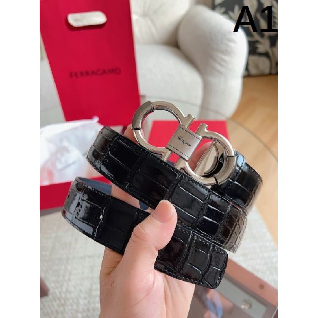 クロコ型押し ダブルガンチーニ調バックル 高見え Ferragamo フェラガモ コピー ベルト
