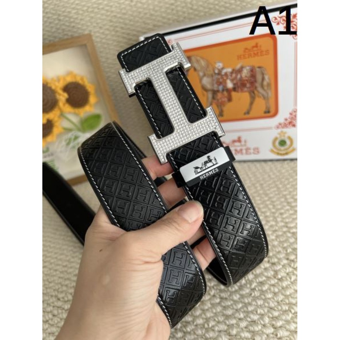フォルム際立つ Hermes エルメス コピー ...