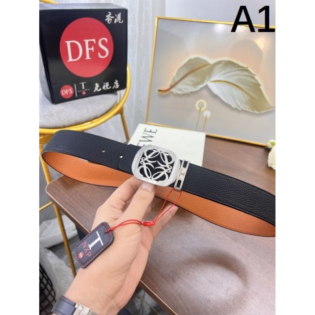 アナグラムバックル LOEWE ロエベ コピー ベルト ブラック×ブラウン リバーシブル仕様 カットワークロゴバックル コントラスト配色