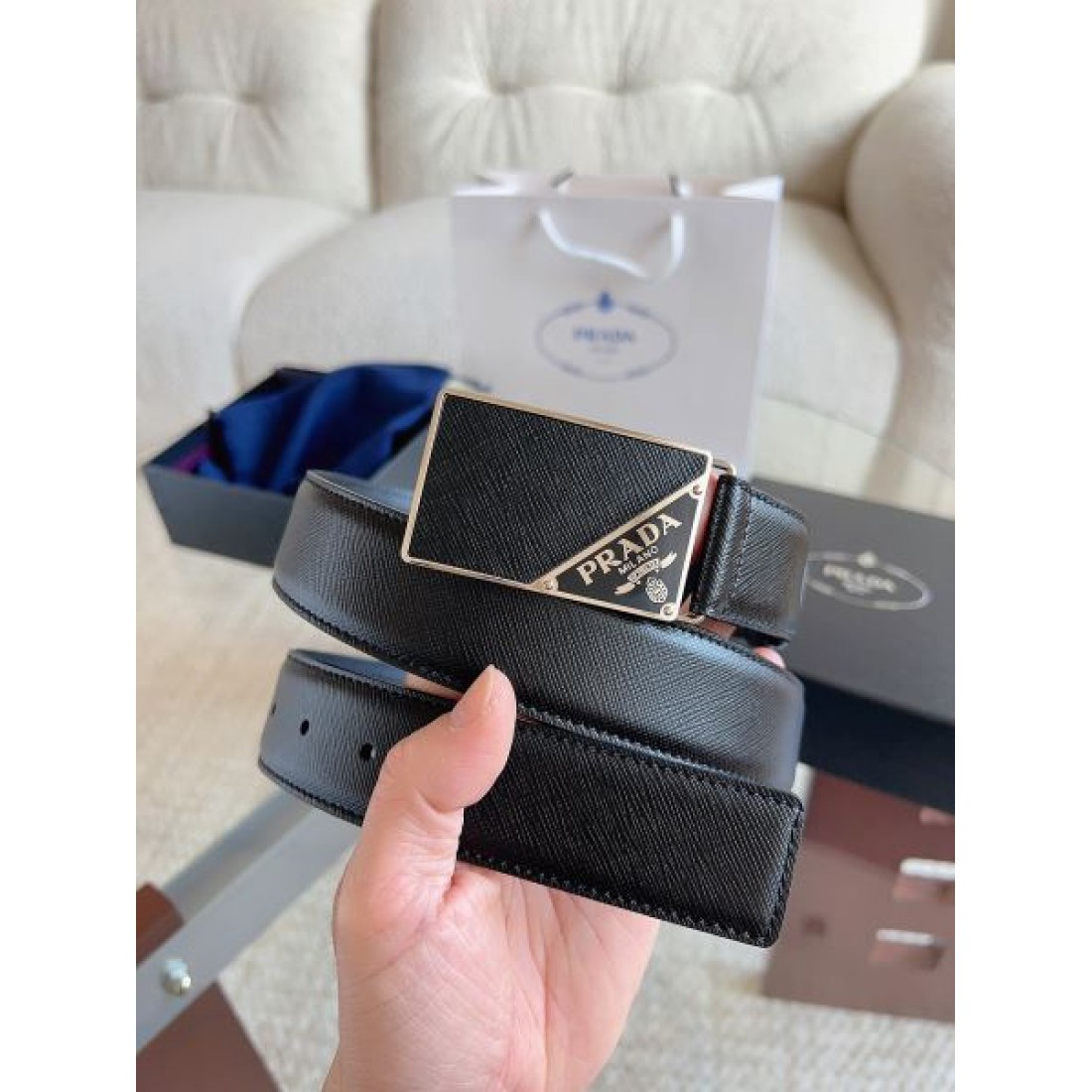 シャープ輪郭 Prada プラダ コピー ベルト...