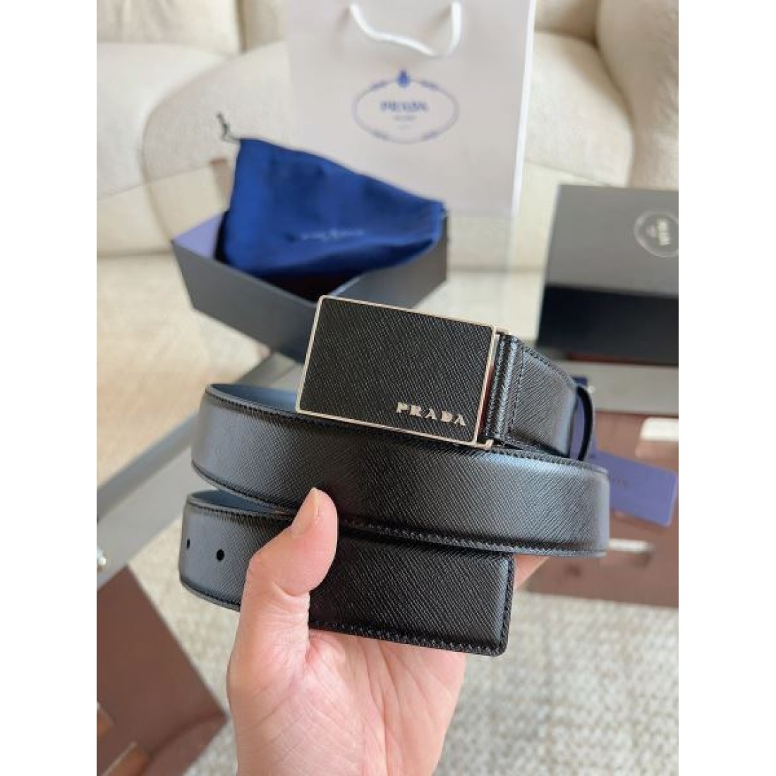 ミニマル構造 Prada プラダ コピー ベルト...