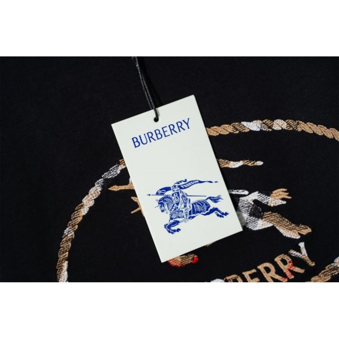 ヴィンテージ風 BALENCIAGA バレンシアガ コピー Tシャツ グレーカラー ダメージ調ロゴ スタッズアクセント カジュアルスタイル向け
