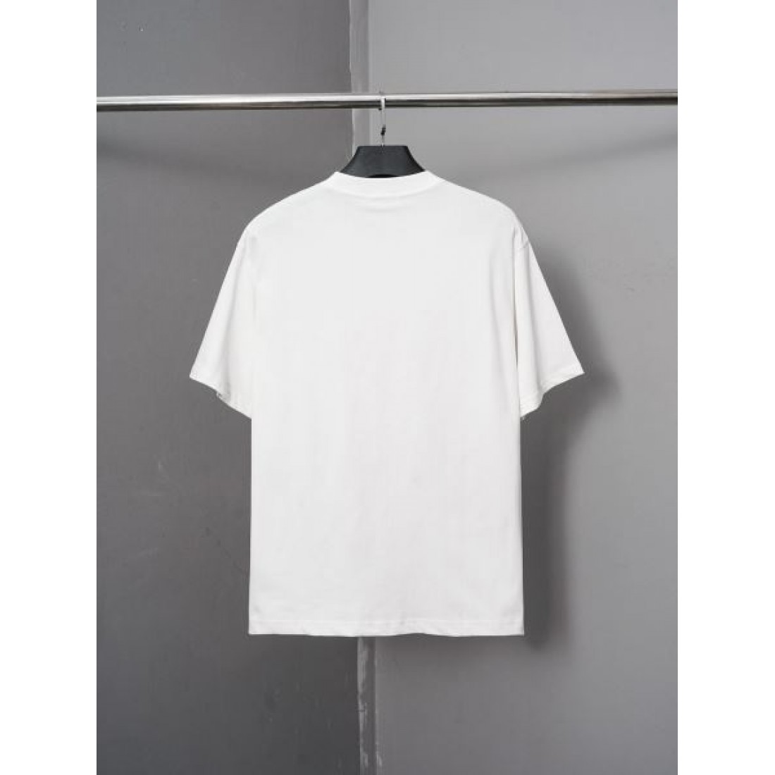 TBロゴ ワンポイント 半袖 BURBERRY バーバリー コピー Tシャツ クルーネック カジュアル トップス