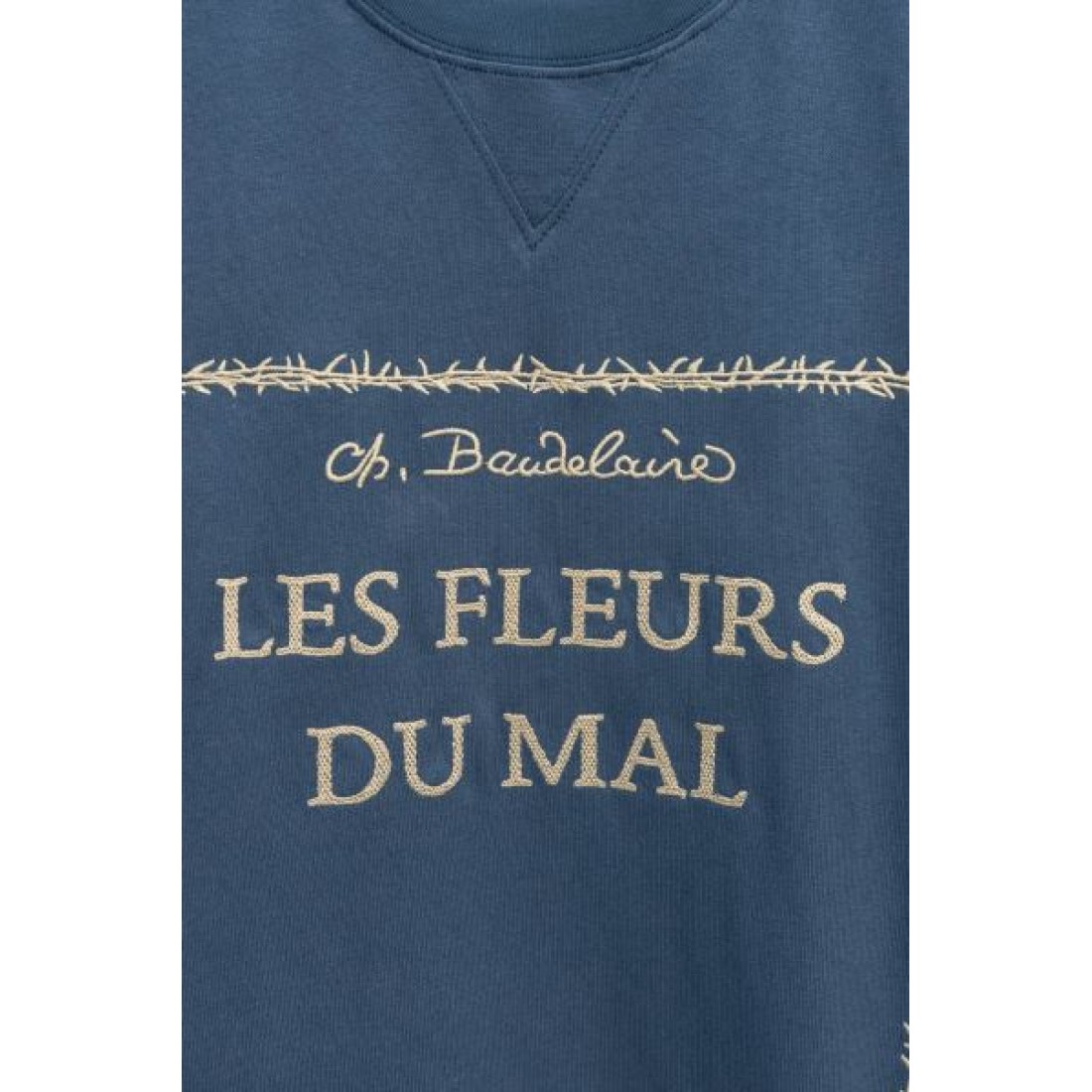 ブックデザイン Dior ディオール コピー Tシャツ ブルーグレーカラー ゴールドロゴプリント 半袖仕様 アート感ある仕上がり