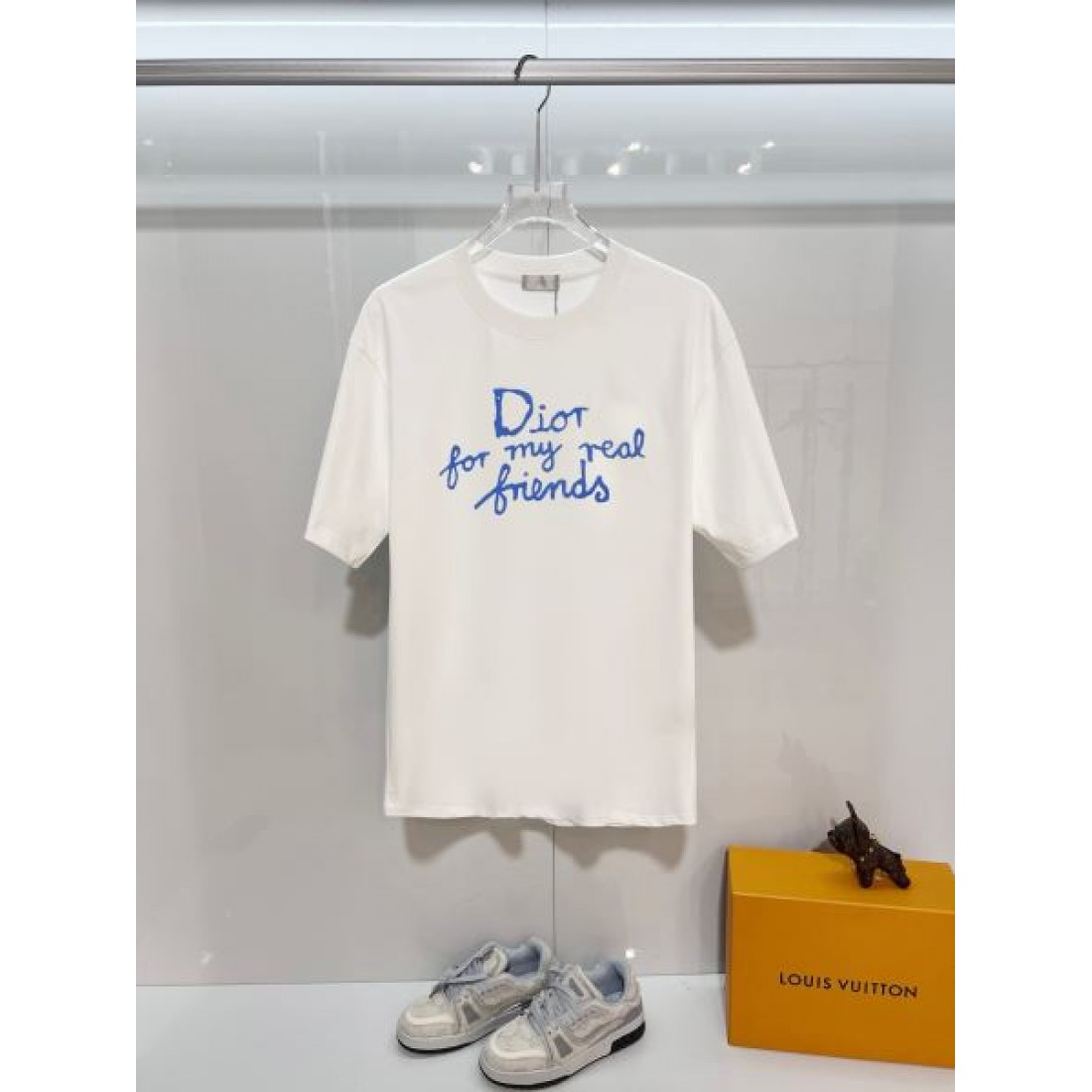 ネイビートーン Dior ディオール コピー カットソー ブラックカラー ブルーロゴアクセント コットン素材 デイリーコーデ向け