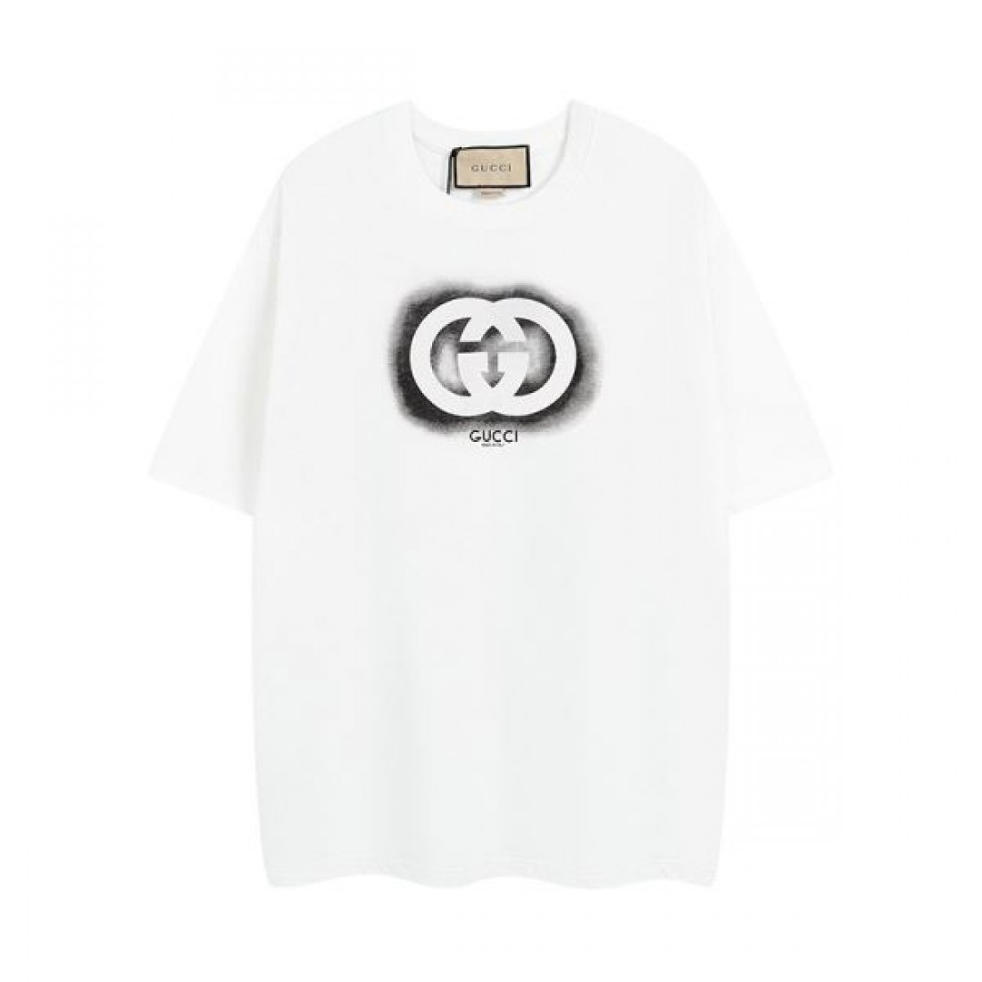 チェーンロゴ GUCCI グッチ コピー Tシャツ グレーカラー レッド×ゴールドプリント 半袖デザイン ストリート感ある仕上がり