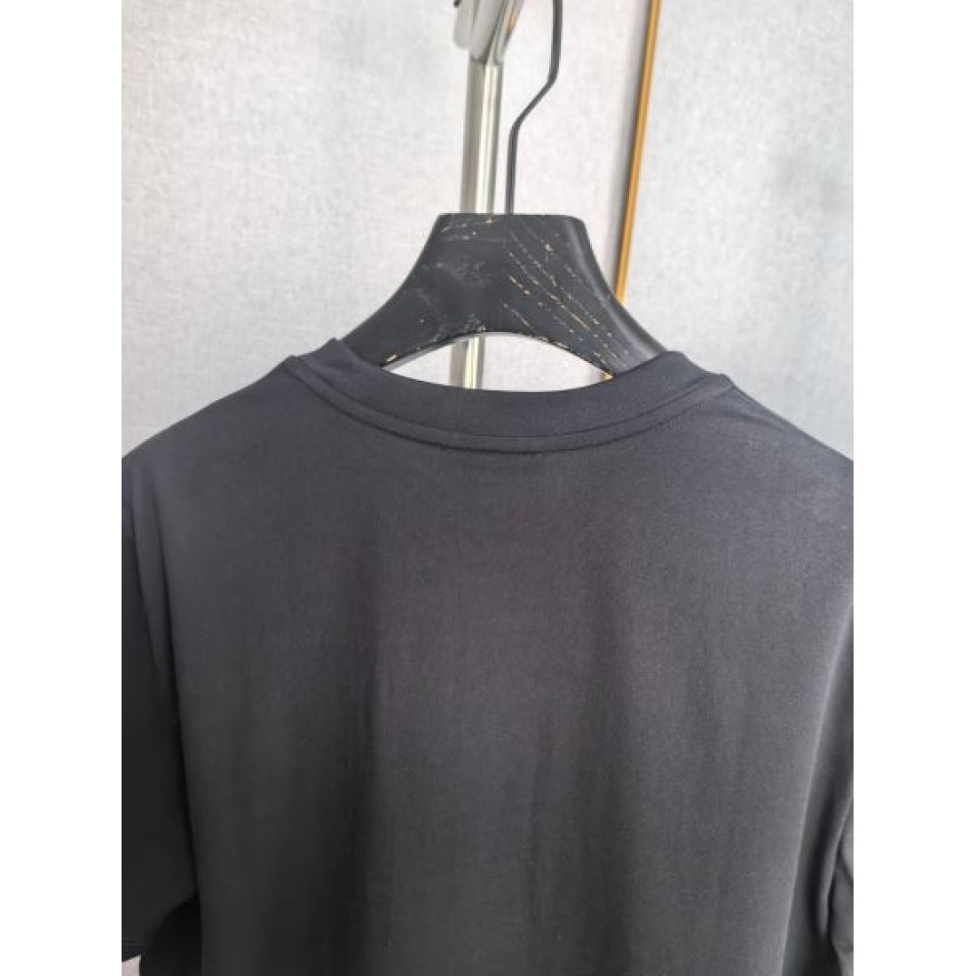 半袖Tシャツ PRADA プラダ コピー 三角ロゴ ワンポイント クルーネック カジュアルトップス