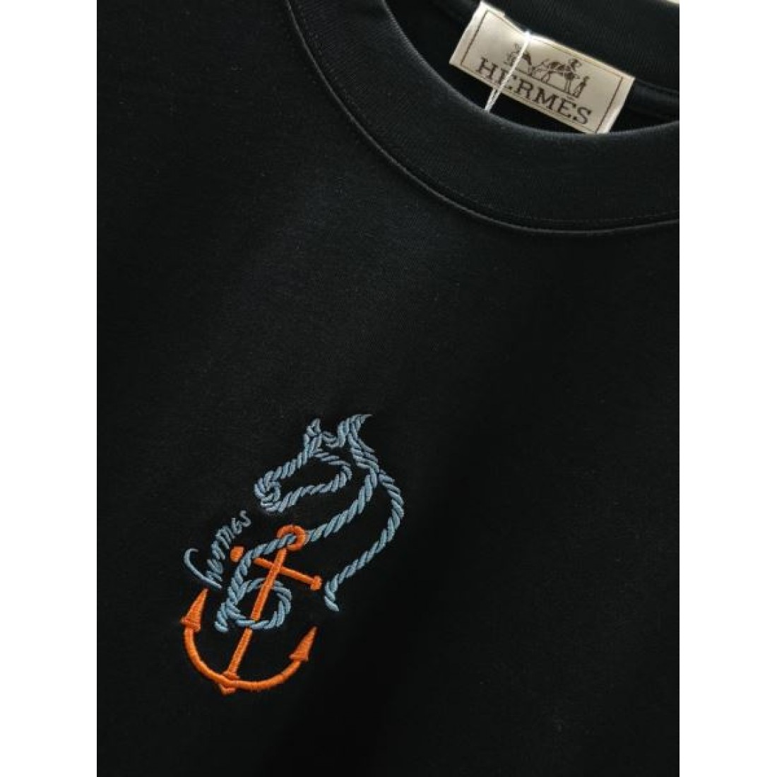 ブラック 半袖Tシャツ HERMÈS エルメス コピー ホース刺繍 アンカーモチーフ クルーネック