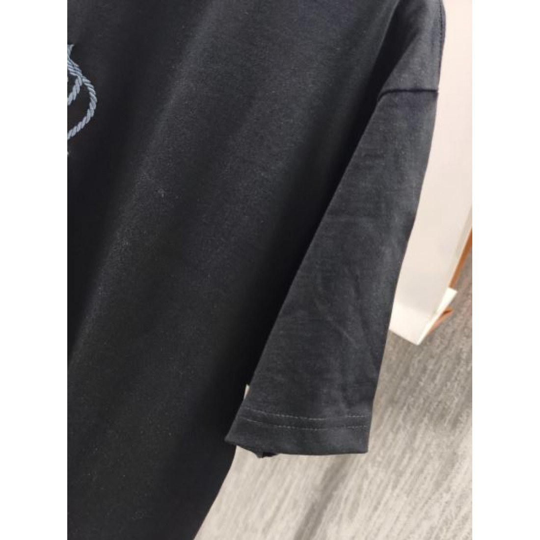 ブラック 半袖Tシャツ HERMÈS エルメス コピー ホース刺繍 アンカーモチーフ クルーネック