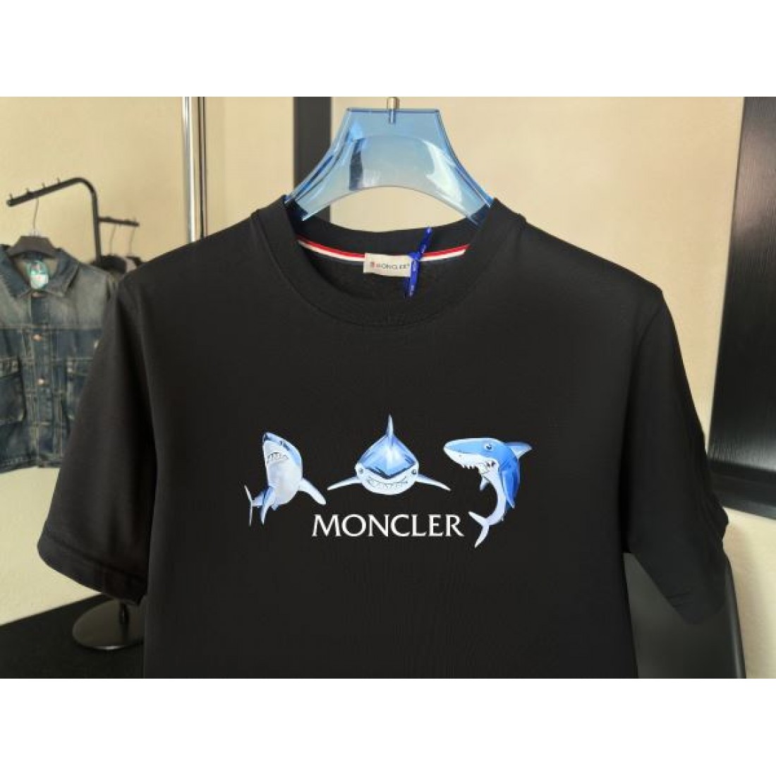 人気 トップス ブラック MONCLER モンクレール コピー Tシャツ シャークプリント 清涼感 クルーネック ゆったり
