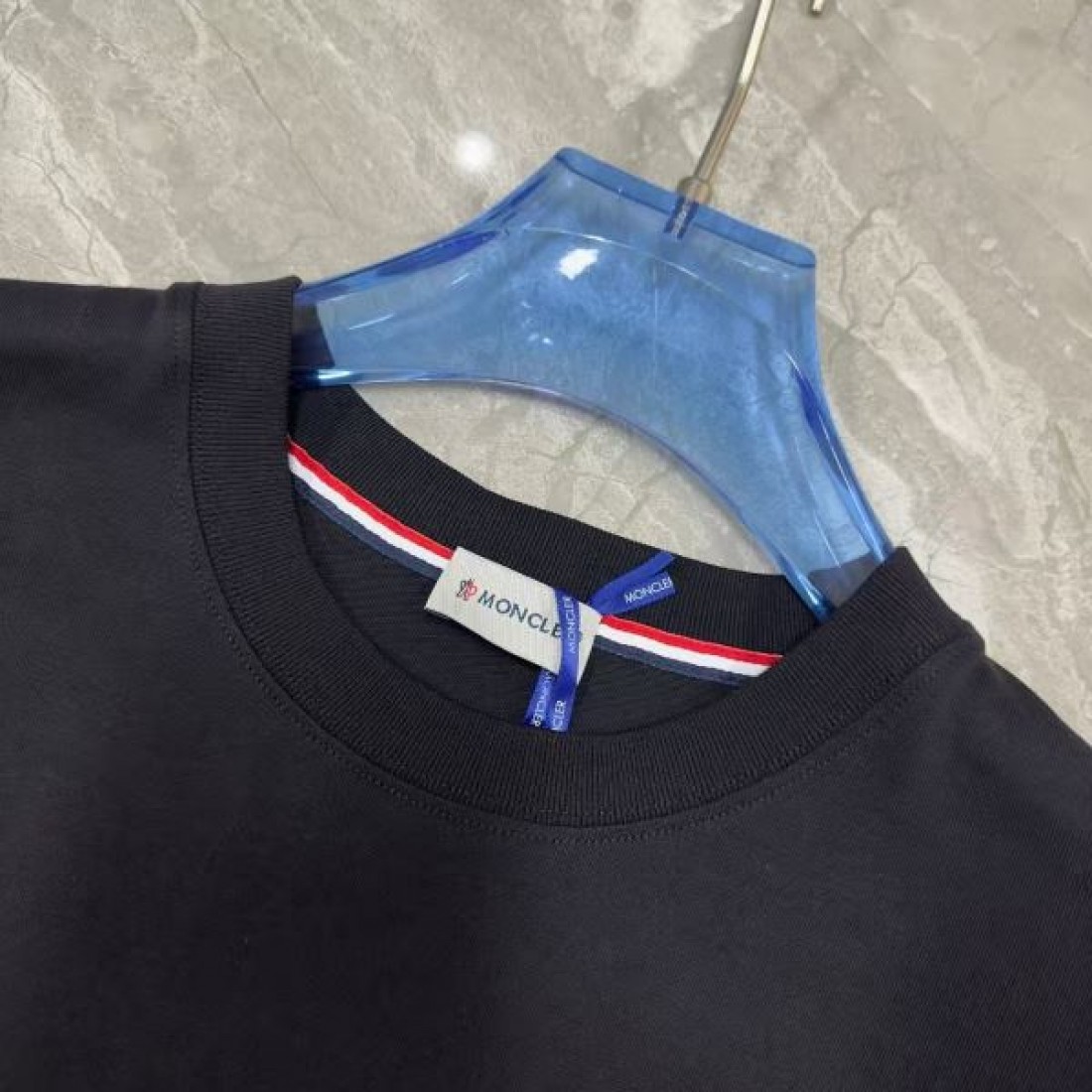 人気 トップス ブラック MONCLER モンクレール コピー Tシャツ シャークプリント 清涼感 クルーネック ゆったり