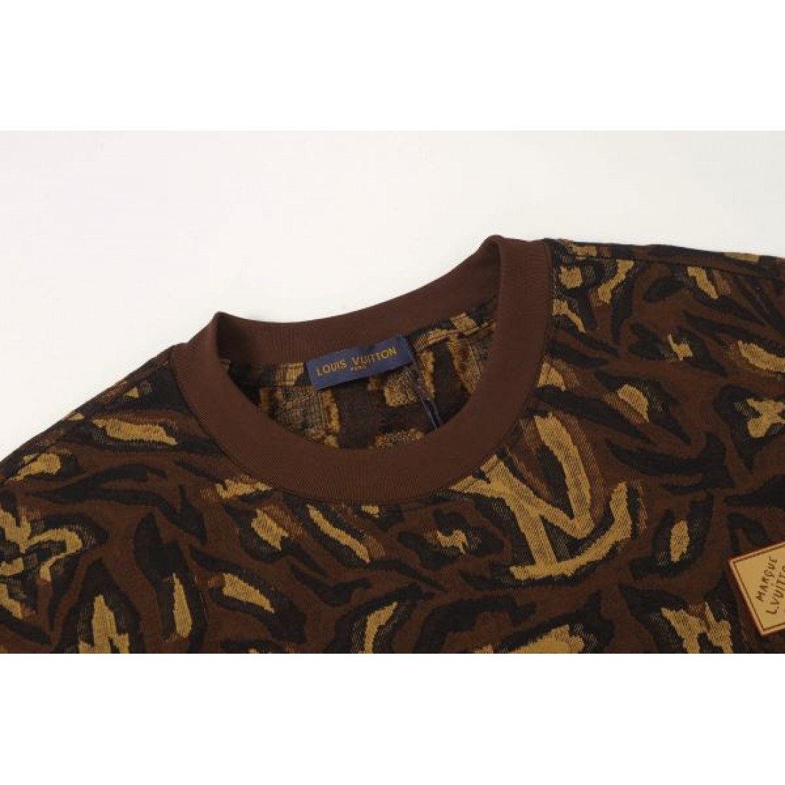 ブラウン 重厚 LOUIS VUITTON ルイヴィトン コピー Tシャツ 総柄プリント クルーネック ゆったり 人気 トップス