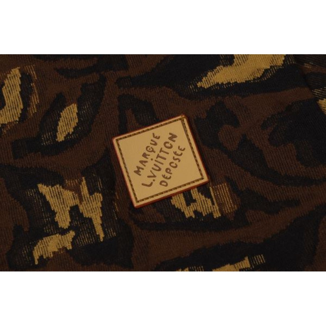 ブラウン 重厚 LOUIS VUITTON ルイヴィトン コピー Tシャツ 総柄プリント クルーネック ゆったり 人気 トップス