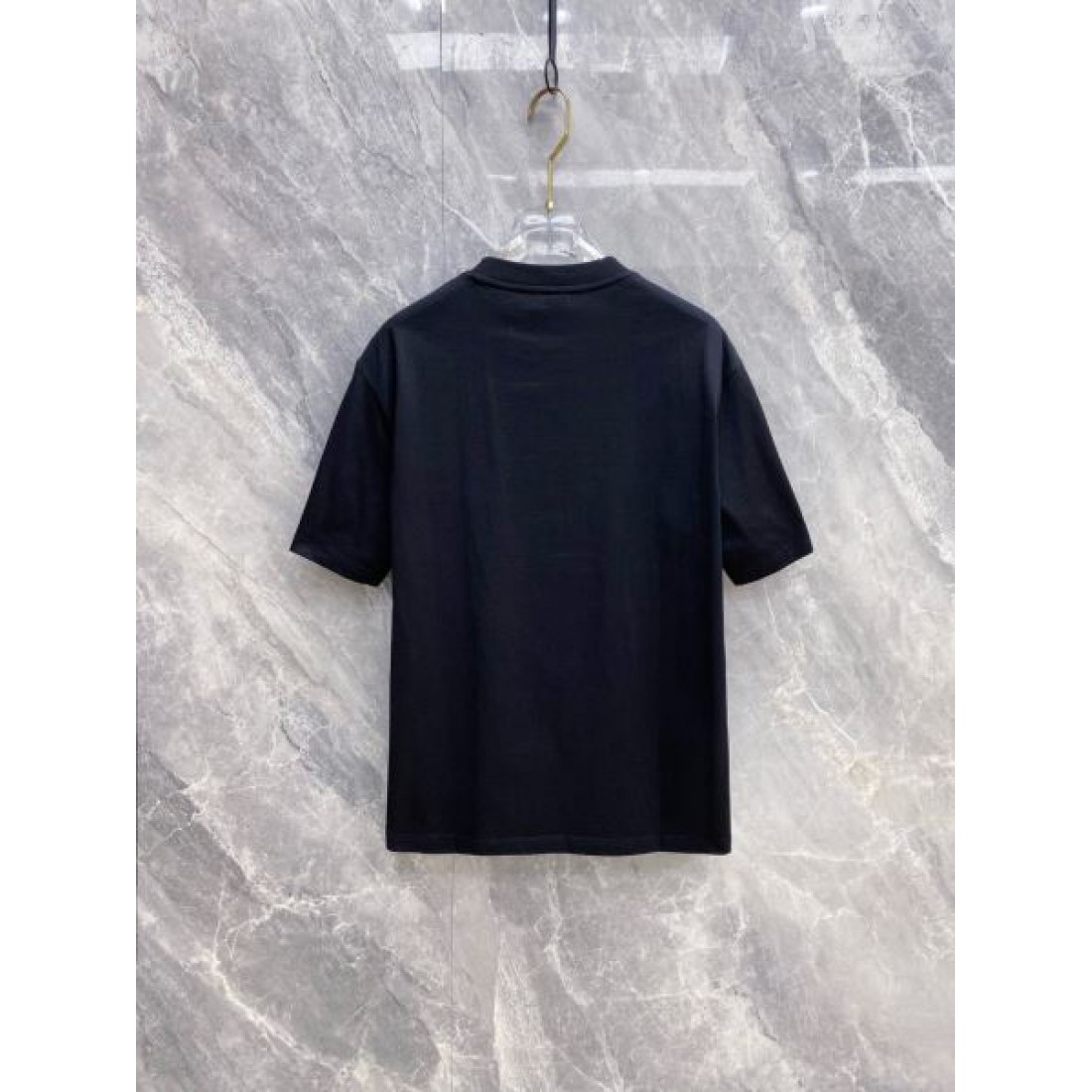 ネイビー フロントロゴ クルーネック 上品 ゆったり 人気 トップス MONCLER モンクレール コピー Tシャツ