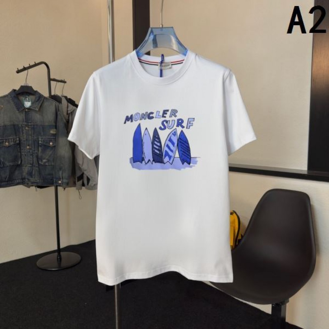 SURFロゴ 半袖 人気モデル 高級感 ストリート MONCLER モンクレール コピー Tシャツ メンズ 夏コーデ 上品カジュアル