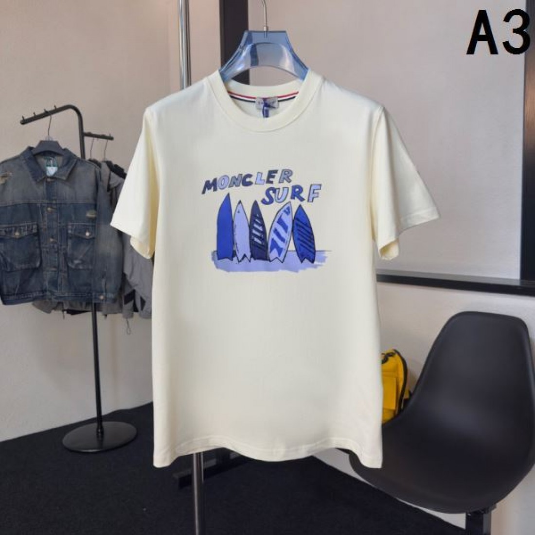 SURFロゴ 半袖 人気モデル 高級感 ストリート MONCLER モンクレール コピー Tシャツ メンズ 夏コーデ 上品カジュアル