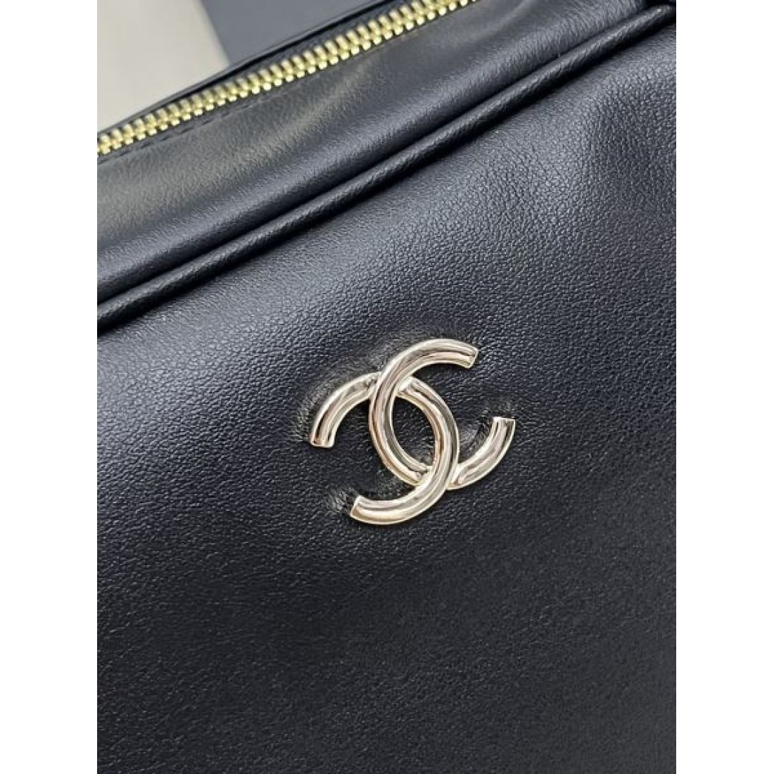 ダブルハンドル ロゴチャーム 大容量 上質感 CHANEL シャネル コピー ハンドバッグ デイリースタイル