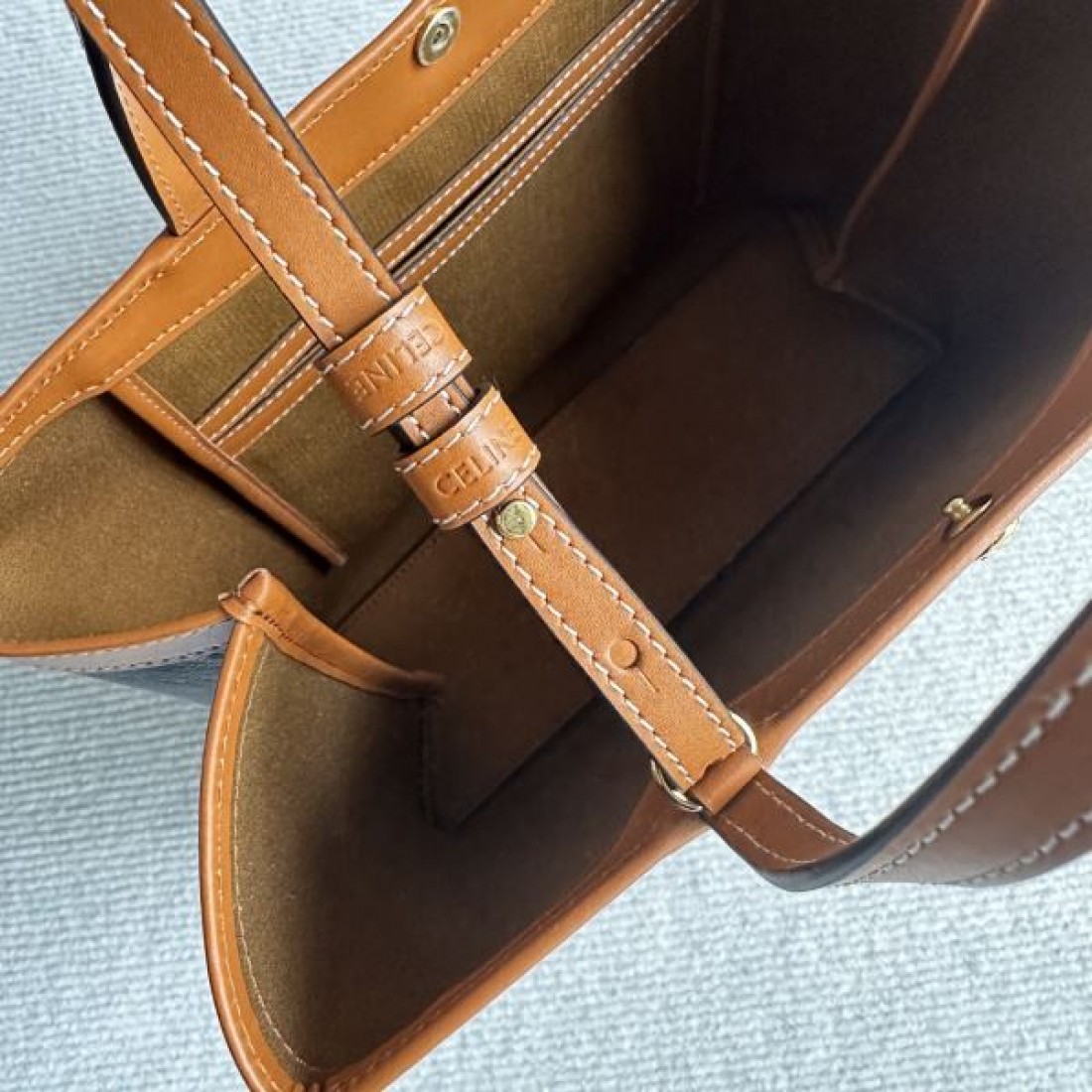 モノグラム 売れ筋候補 こなれ見え CELINE セリーヌ コピー トートバッグ デイリー主力 収納力抜群 シンプルシック