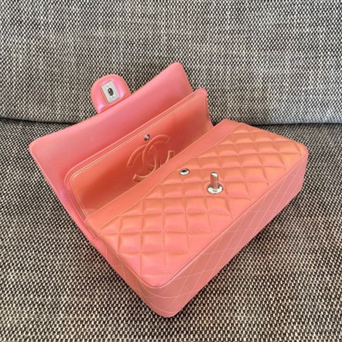 2026新作 キルティング CHANEL シャネル コピー バッグ チェーンバッグ 最新人気話題沸騰中 売れ筋