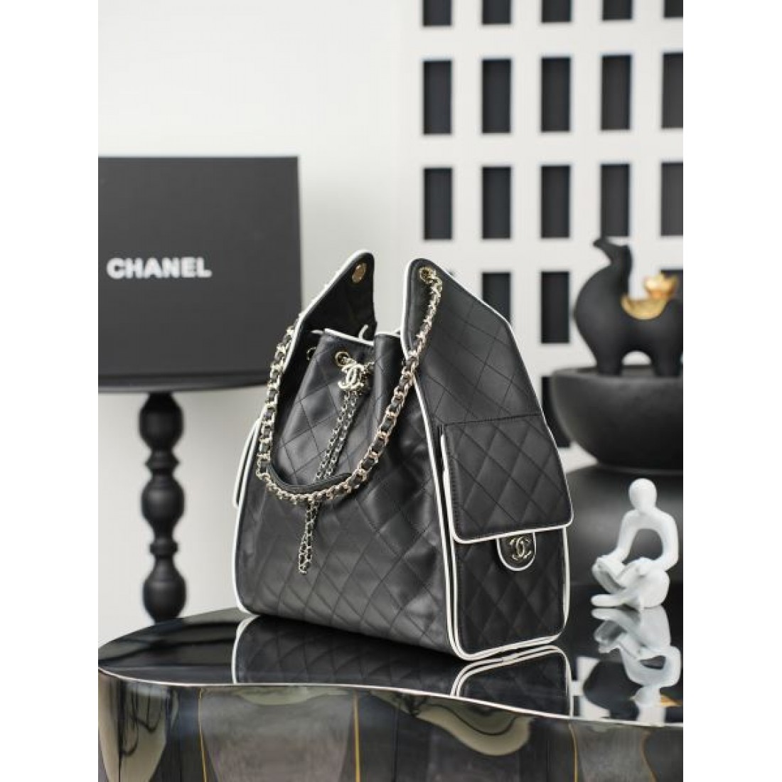 マトラッセ風 軽量設計 通勤対応 CHANEL シャネル コピー トートバッグ シンプルシック 着映えアイテム 高評価候補