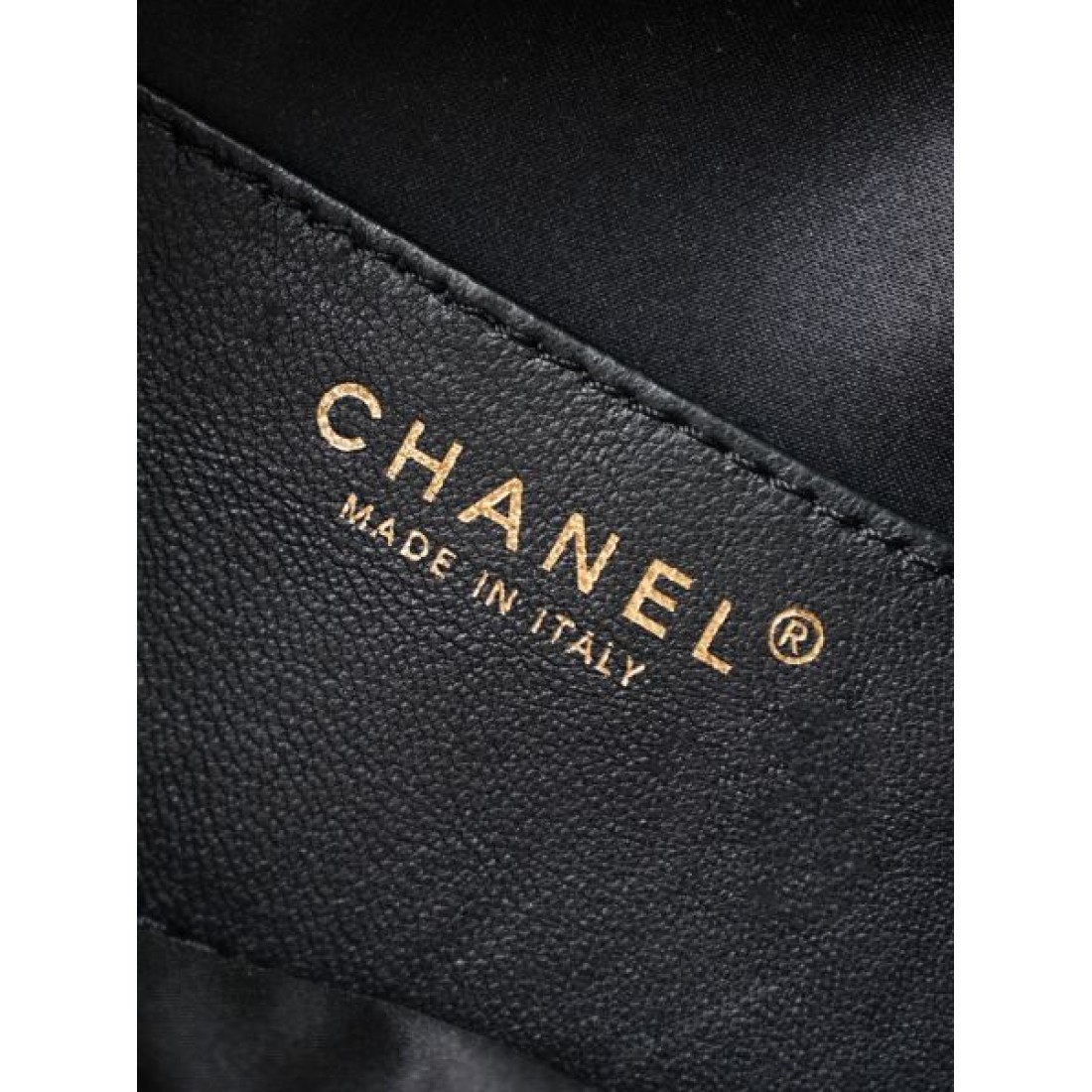 マトラッセ風 軽量設計 通勤対応 CHANEL シャネル コピー トートバッグ シンプルシック 着映えアイテム 高評価候補