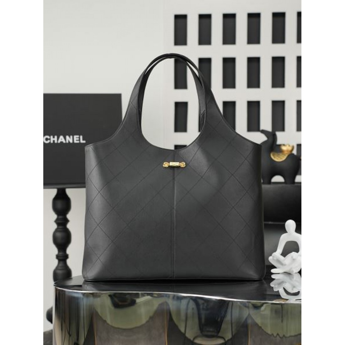 キルティング チェーン 売れ筋候補 こなれ見え CHANEL シャネル コピー トートバッグ 洗練デザイン デイリー主力 上品カジュアル
