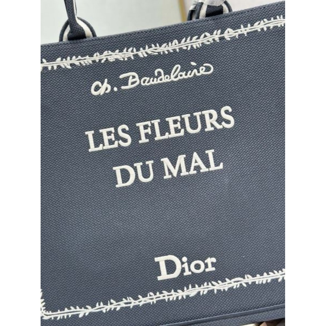 フランス文学アートデザイン こなれ見え Dior ディオール コピー トートバッグ 旬顔 上品カジュアル デイリーユース