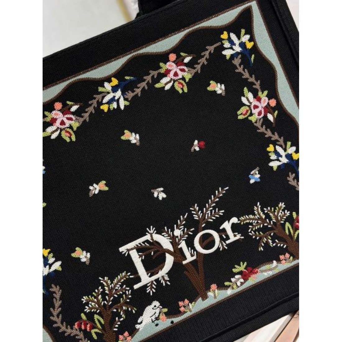 ガーデンモチーフ モノトーン仕上げ 華やかな存在感 DIOR ディオール コピー ラージバッグ お出かけ向け