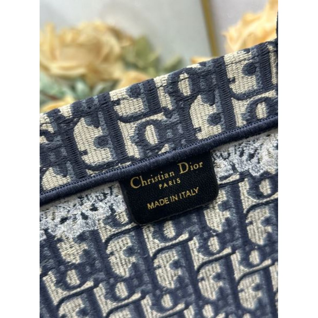 モノグラム柄 シックな雰囲気 人気モデル DIOR ディオール コピー キャンバスバッグ デイリースタイル