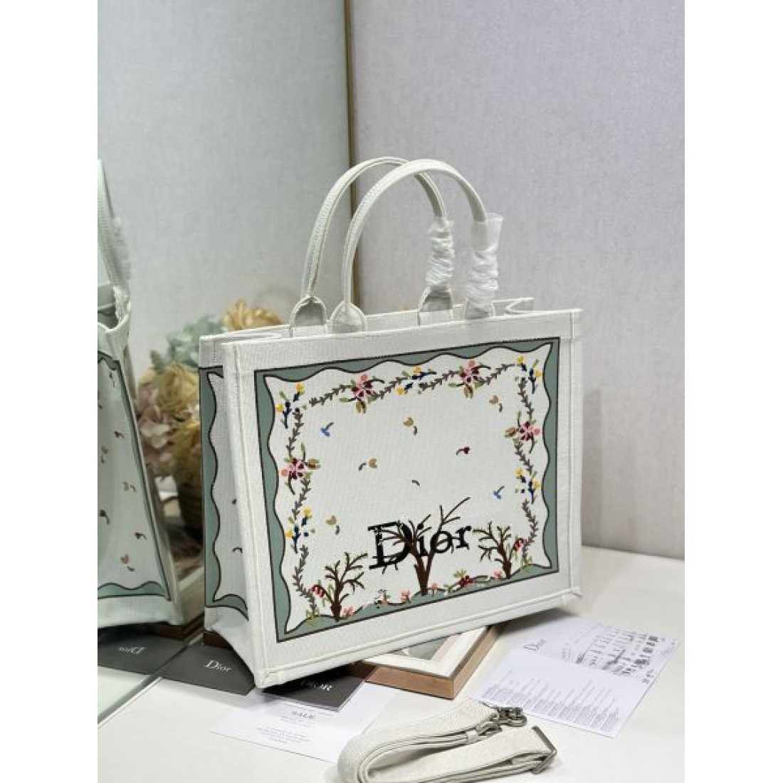 大容量 エレガントムード トレンドコーデ 通勤スタイル DIOR ディオール コピー トートバッグ 注目アイテム