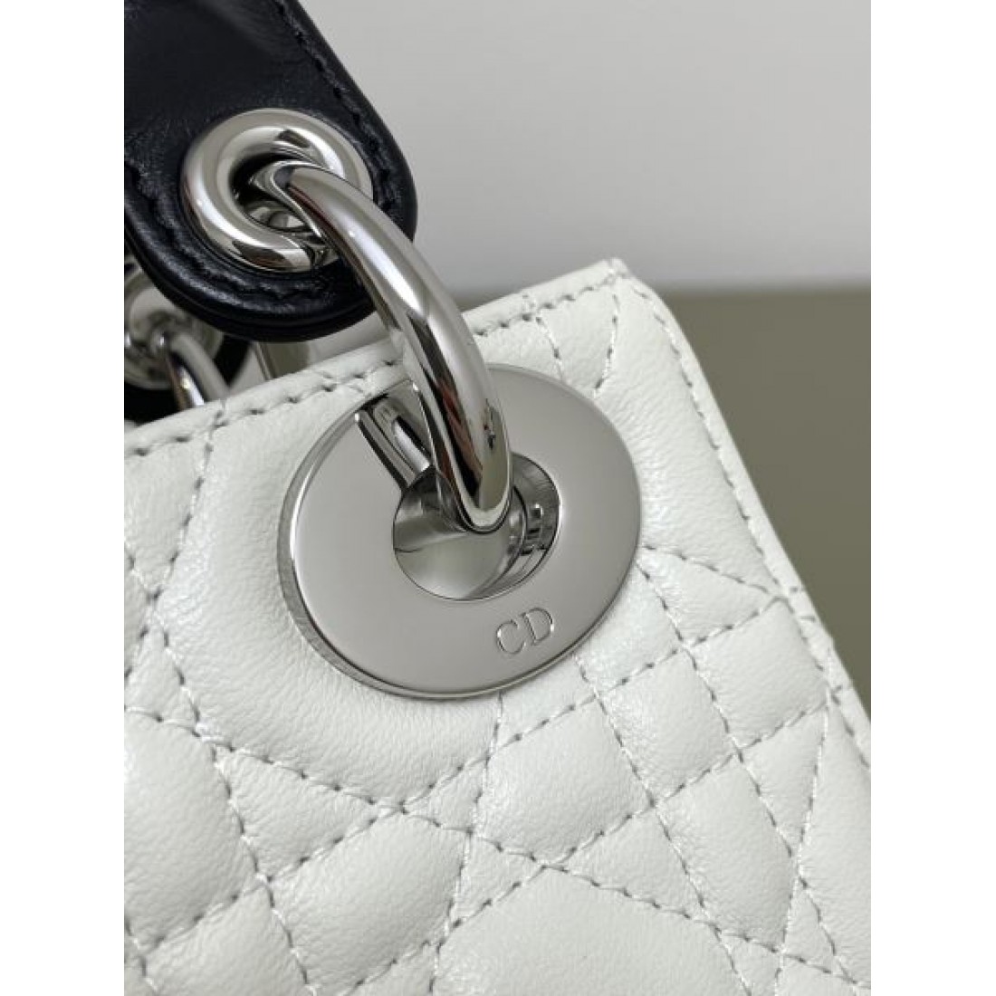 ミニサイズ ショルダー対応 エレガントムード 上品ファッション DIOR ディオール コピー レディースバッグ 着回し