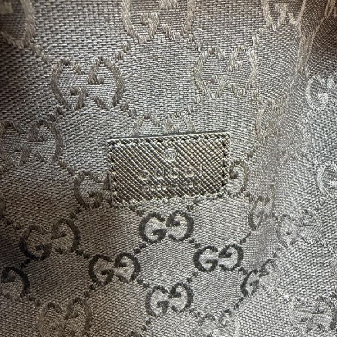 GGキャンバス リュックサック スクエアフォルム 軽量設計 GUCCI グッチ コピー リュック 休日お出かけ 注目アイテム