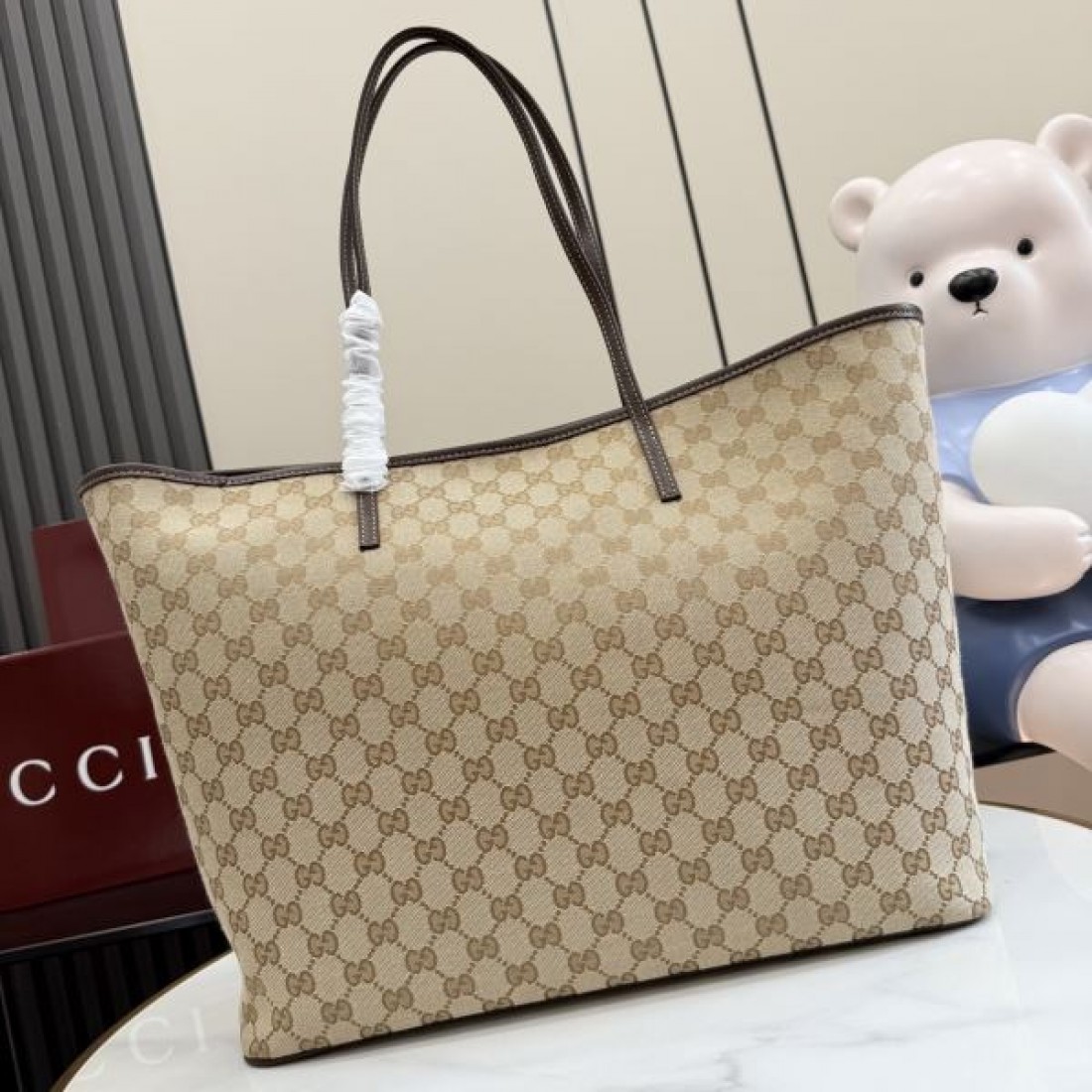 モノグラムトートバッグ ロングハンドル仕様 収納力抜群 GUCCI グッチ コピー トートバッグ ユニセックス おしゃれ普段使い