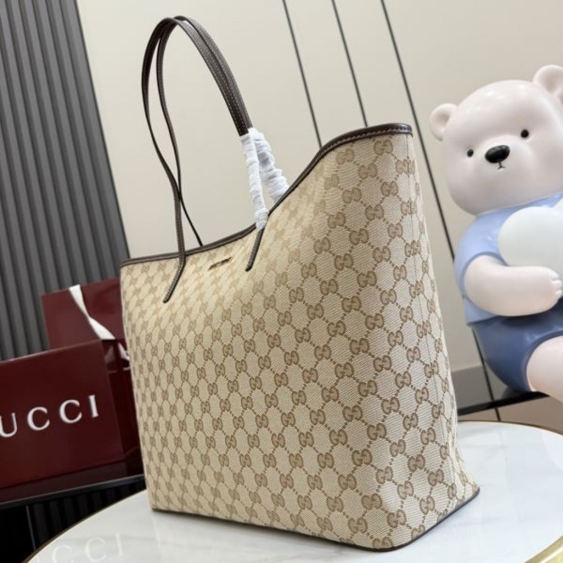 モノグラムトートバッグ ロングハンドル仕様 収納力抜群 GUCCI グッチ コピー トートバッグ ユニセックス おしゃれ普段使い