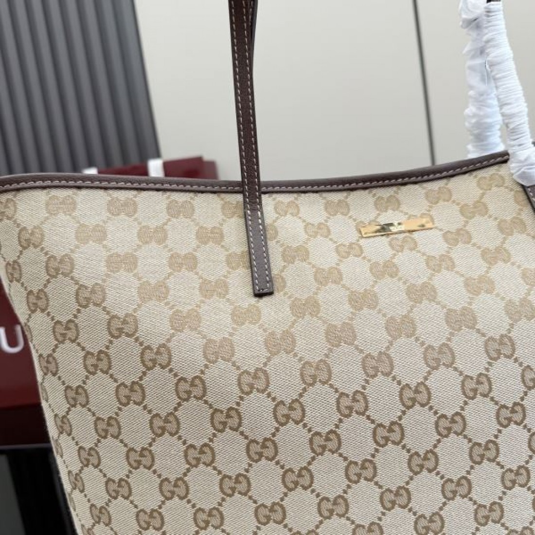 モノグラムトートバッグ ロングハンドル仕様 収納力抜群 GUCCI グッチ コピー トートバッグ ユニセックス おしゃれ普段使い