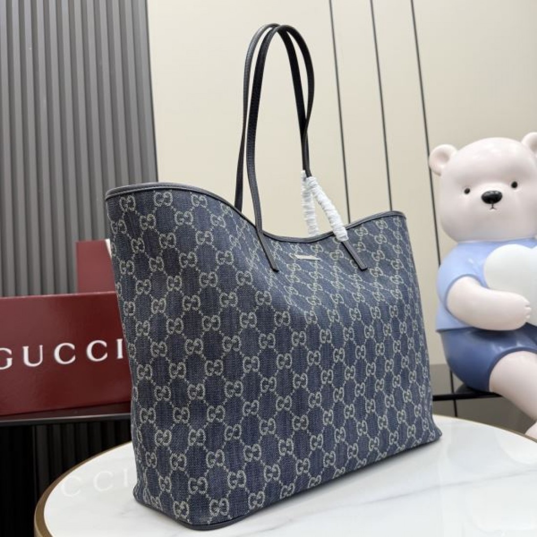 GGキャンバストートバッグ 2026新作 大容量 A4収納 GUCCI グッチ コピー トートバッグ 通勤旅行兼用 ユニセックス 人気定番