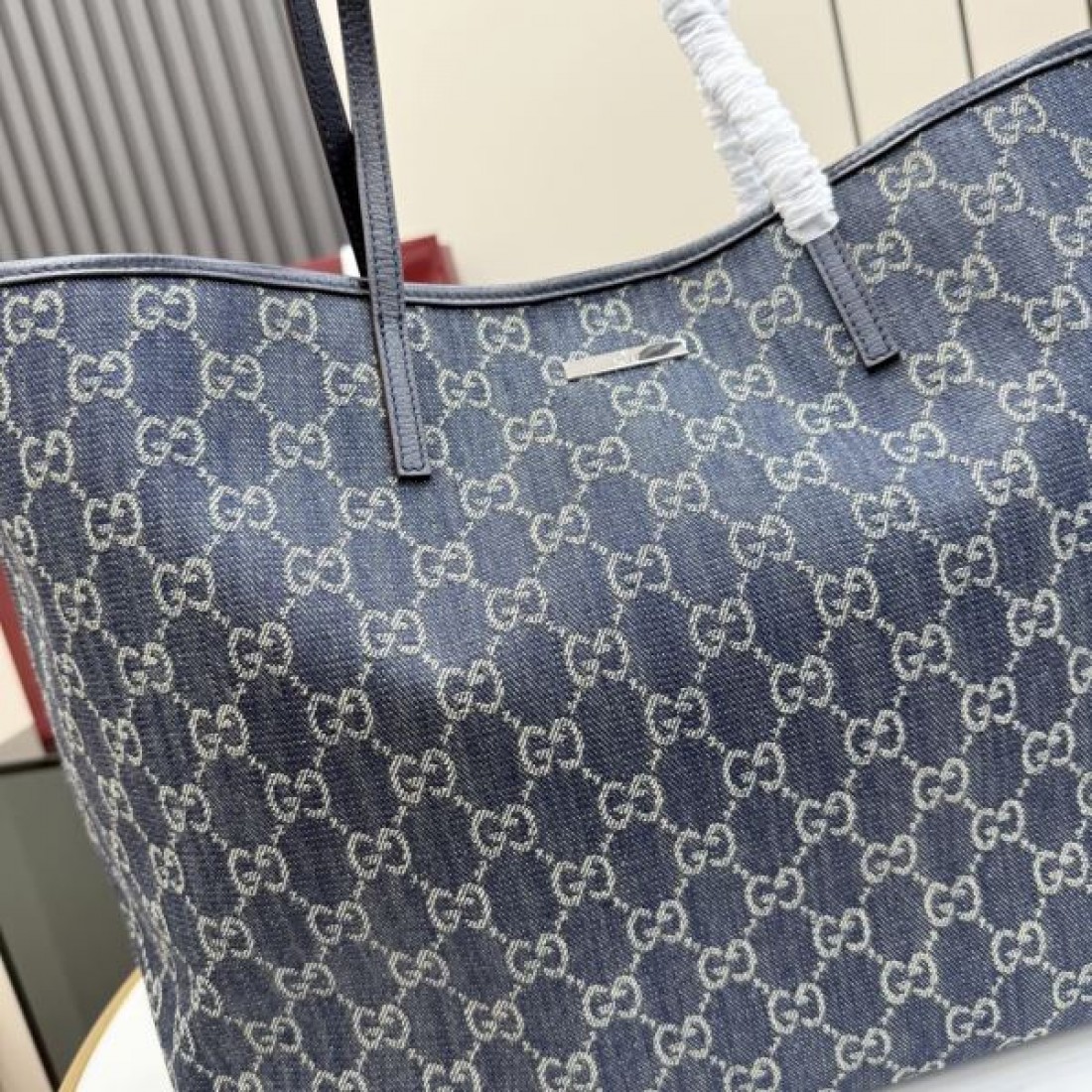 GGキャンバストートバッグ 2026新作 大容量 A4収納 GUCCI グッチ コピー トートバッグ 通勤旅行兼用 ユニセックス 人気定番